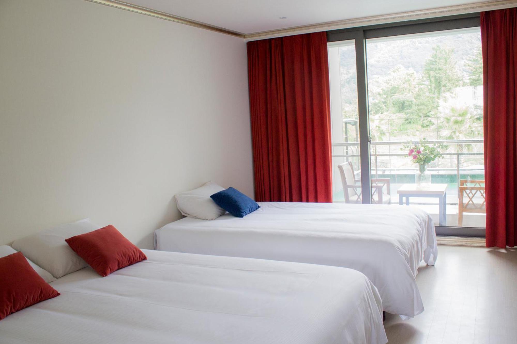 Dammora Resort Seogwipo Extérieur photo